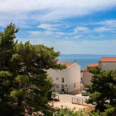 Apartment With Free And Private Parking Makarska Kültér fotó